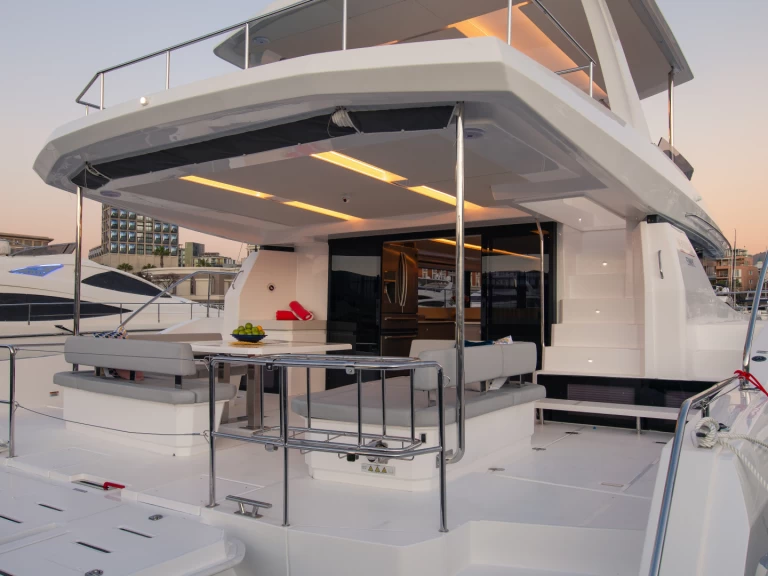 Uthyrning Motorbåt  Leopard med en båtlicens 