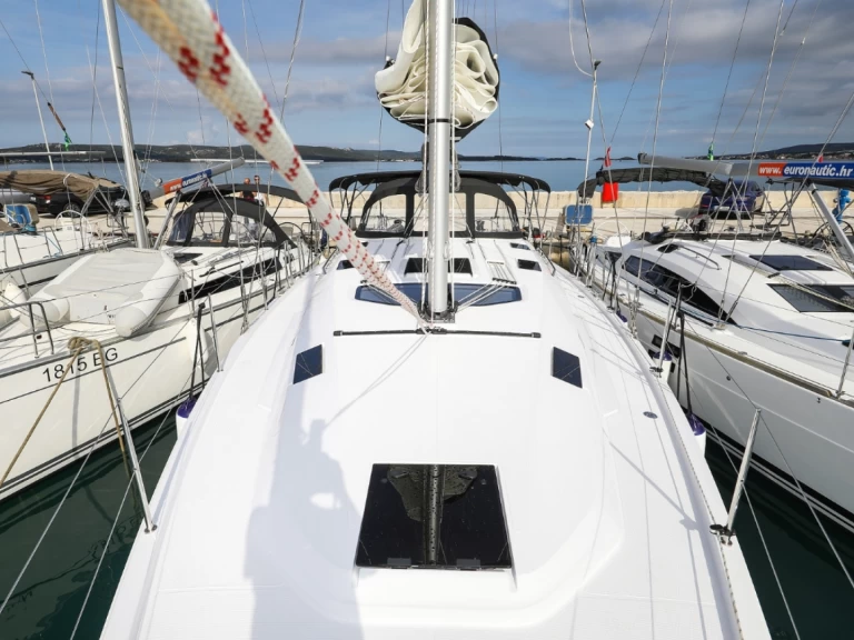 Hyr en Elan Impression 45 Biograd Na Moru 