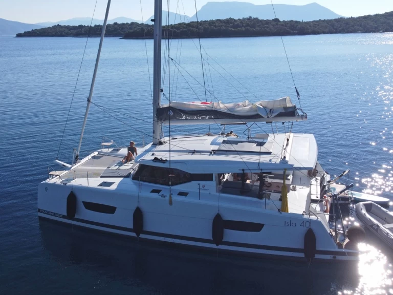 Hyr en Fountaine Pajot Isla 40 Rhodes (City) 