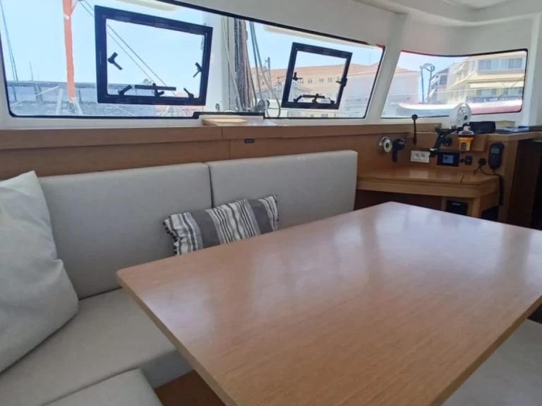 Katamaran  för uthyrning Lefkáda till det bästa priset 