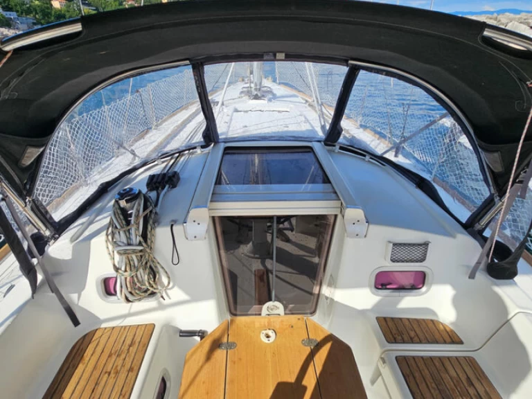 Yacht charter Ičići billig Oceanis 34