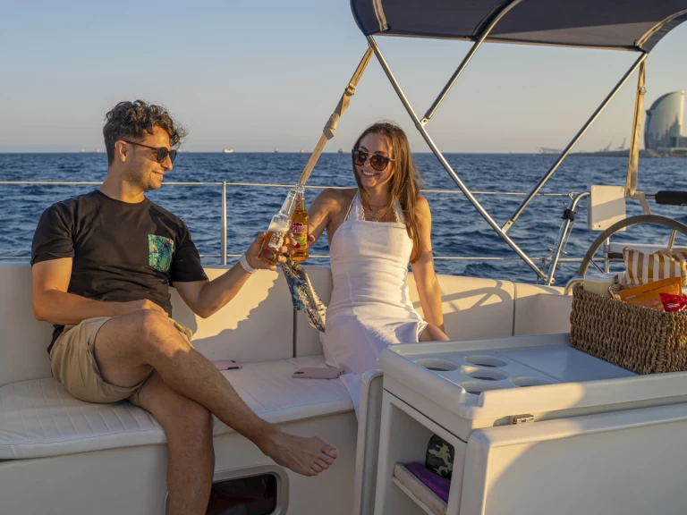 Båtuthyrning NAVAL ROO 400 RONAUTICA i Barcelona på Samboat 