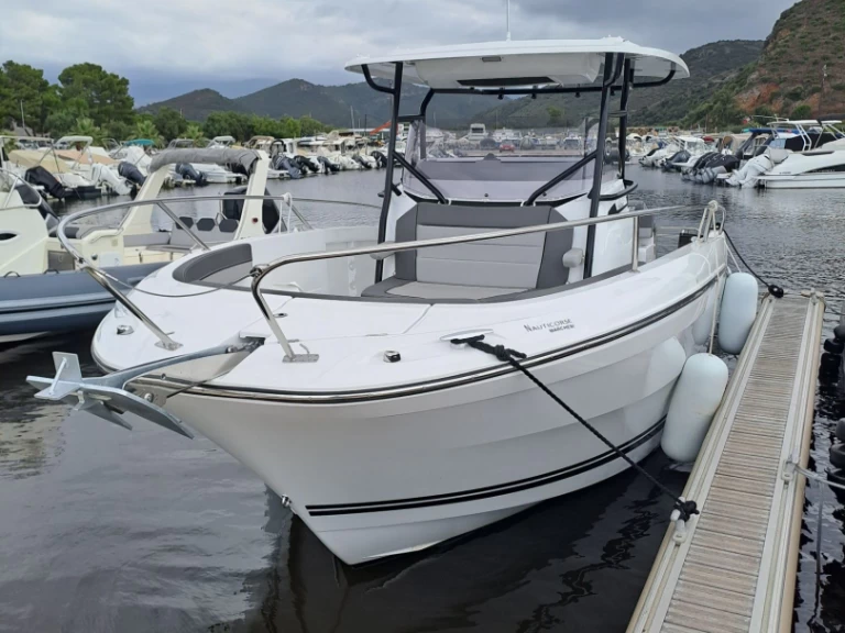 Yacht charter Saint-Florent billig 9.0