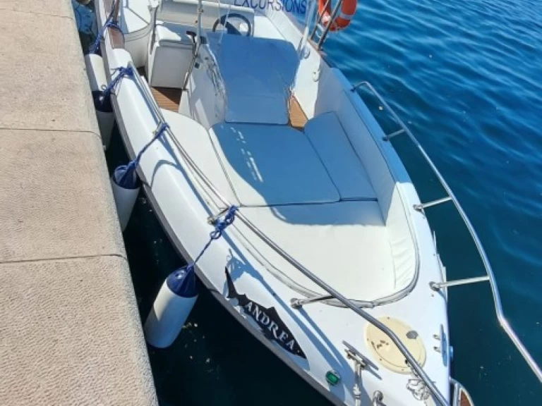 Båtuthyrning Gobbi Gobbi 21 Sport i Šibenik  på Samboat 