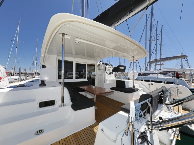 Yacht charter Biograd Na Moru billig Lagoon 40