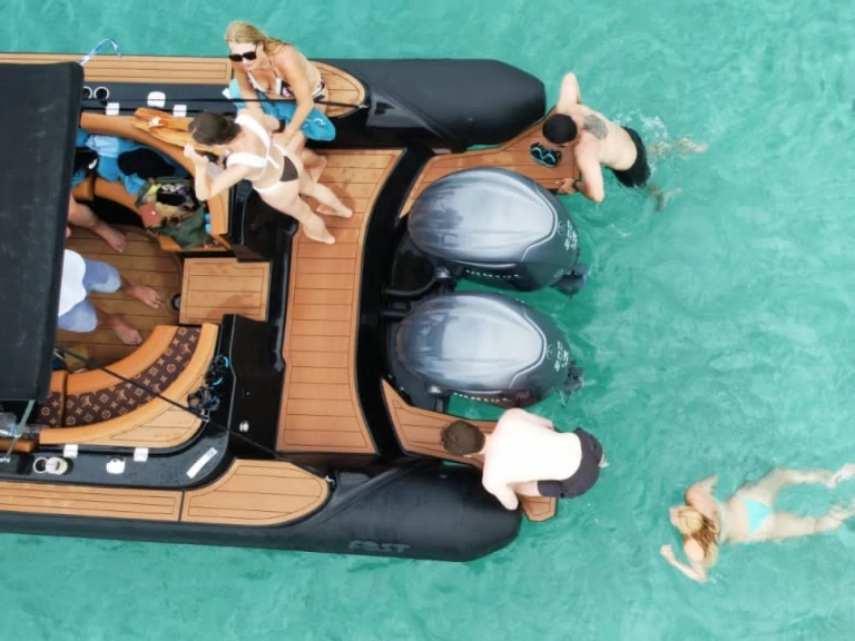 Hyr en Fost  MATRIX Parikia 