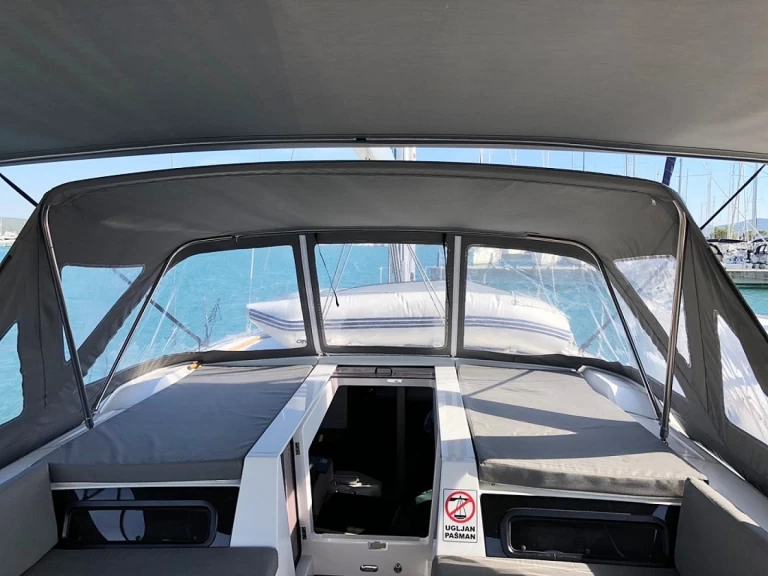 Yacht charter Sukošan billig Oceanis 51.1