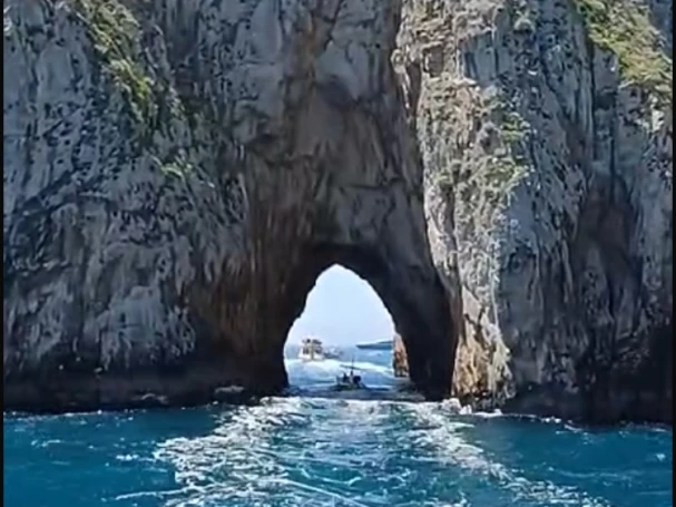 Uthyrning Castellammare di Stabia - Azimut Az 34 av Samboat 