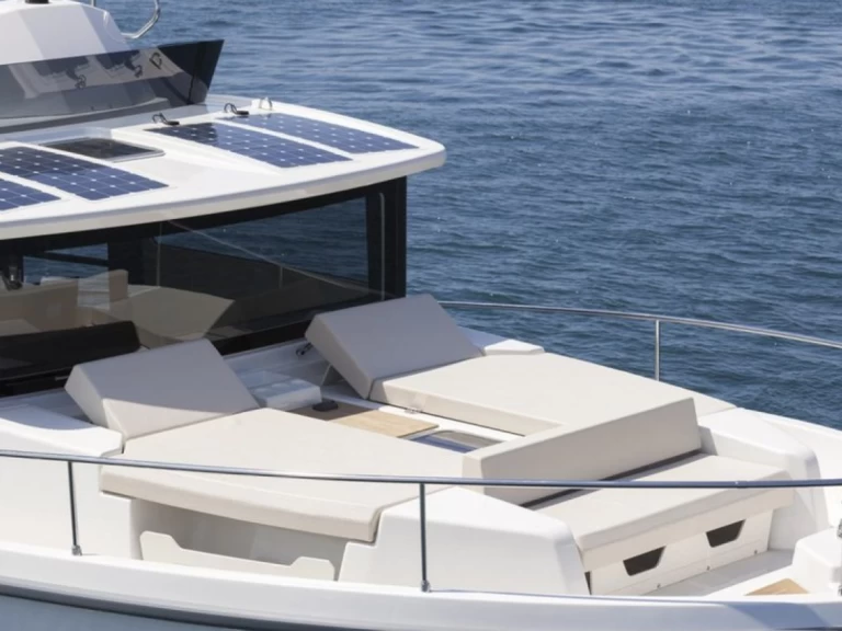 Båtuthyrning Cranchi Cranchi T43 Eco Trawler i Poltu Quatu på Samboat 