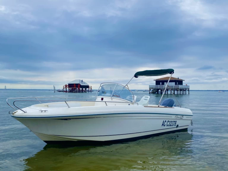 Hyra Motorbåt  med eller utan skeppare Jeanneau Lège-Cap-Ferret 