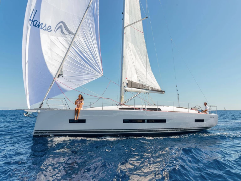 Hanse Hanse 410 charter bareboat eller skeppad i Pirovac