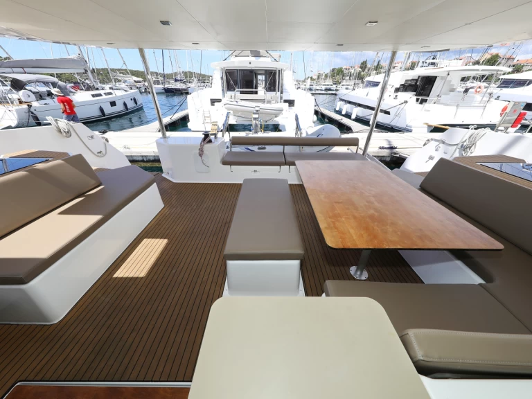 Båtuthyrning Dufour Dufour Catamarans 48 Sail i Šibenik  på Samboat 