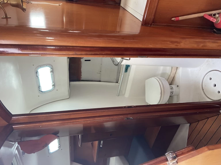 Bénéteau Oceanis 461 Clipper charter bareboat eller skeppad i Barcelona