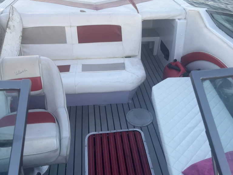 Hyra Motorbåt  med eller utan skeppare Régal Abejar 