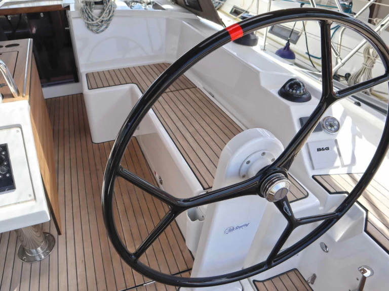 Hyr en Bavaria Bavaria C42 Paros (ostrov) 