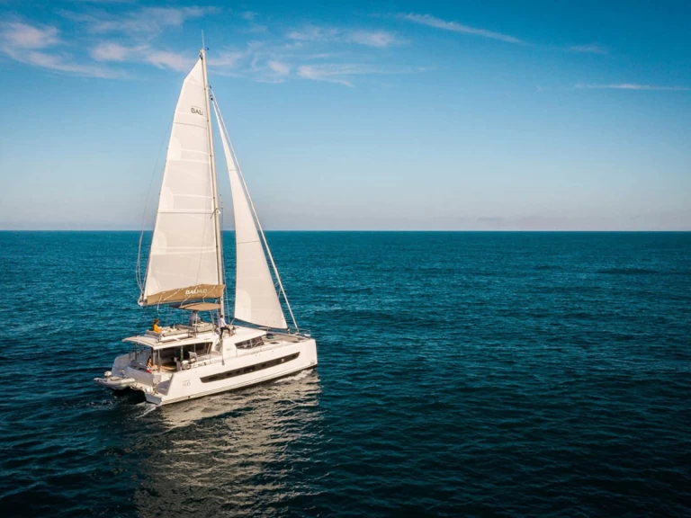 Uthyrning Katamaran  i Komolac - Bali Catamarans Bali 4.6