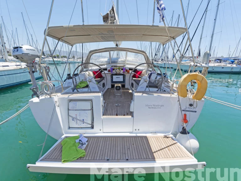 Uthyrning Segelbåt  Hanse med en båtlicens 