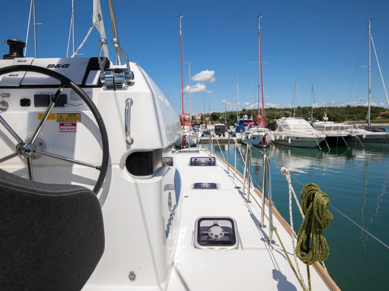 Hyr en Lagoon Lagoon 40 Pomer 