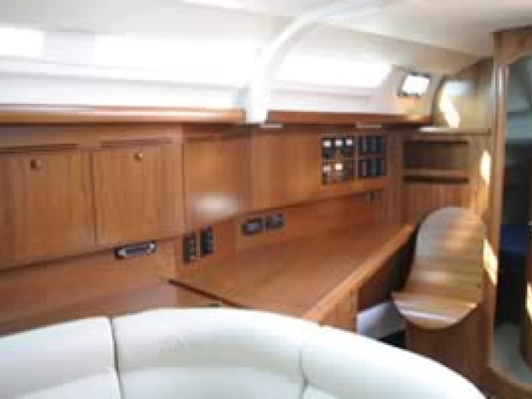 Hyra Segelbåt  med eller utan skeppare Jeanneau Preveza 