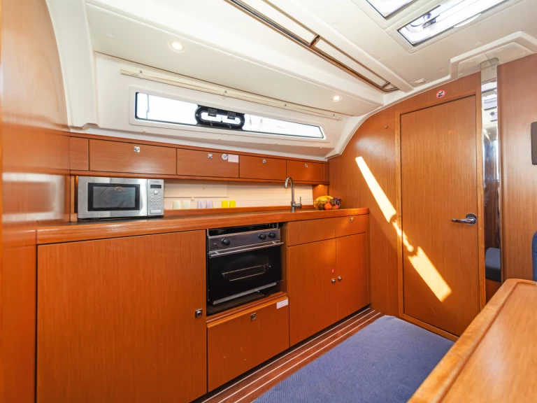 Hyra Segelbåt  med eller utan skeppare Bavaria Deme of Volos 