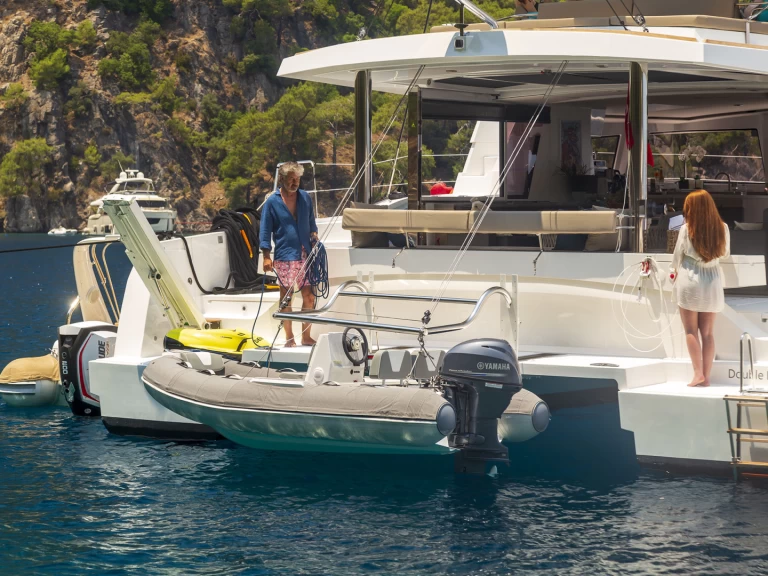 Bali Bali 5.4 charter bareboat eller skeppad i Sukošan