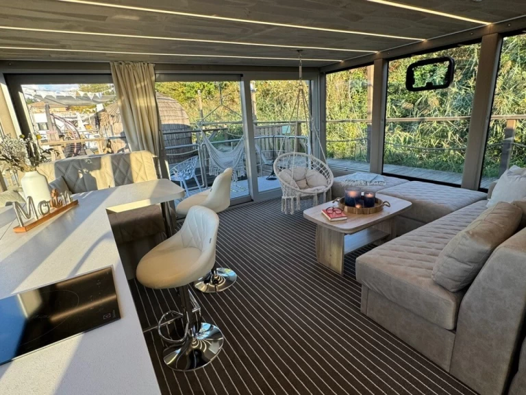 Hyr en Luxboot Luxboot Buchholz City 