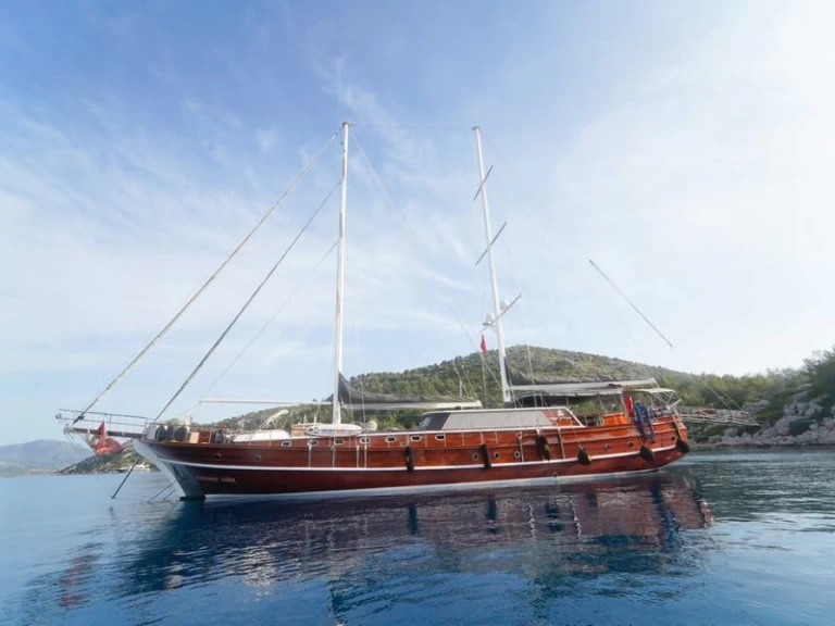  Kaptan Mehmet Bugra charter bareboat eller skeppad i Marmaris