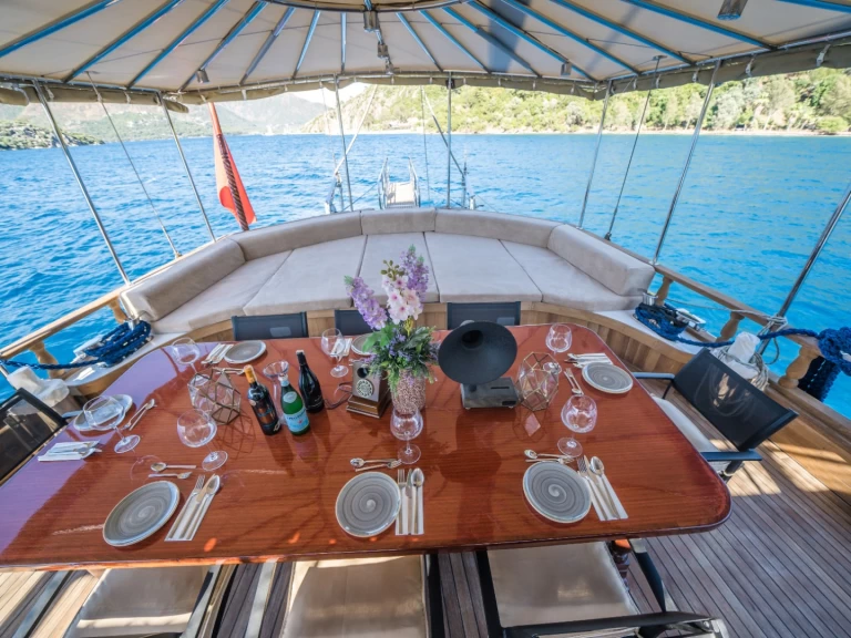 Yacht charter Marmaris billig AURAMIA