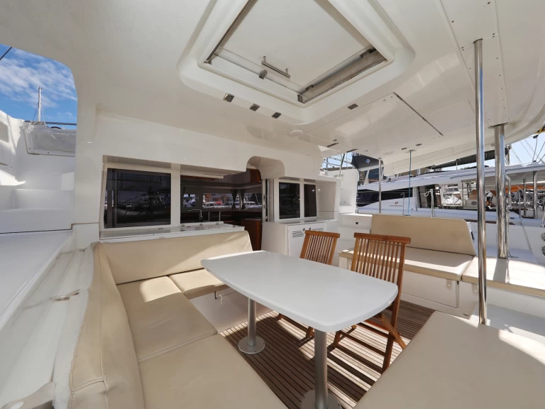 Yacht charter Trogir  billig Lagoon 450