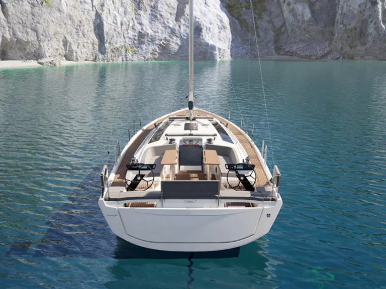 Dufour Dufour 48 charter bareboat eller skeppad i Preveza