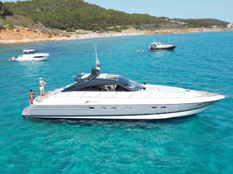 Yacht charter Palma de Mallorca billig Princess V65