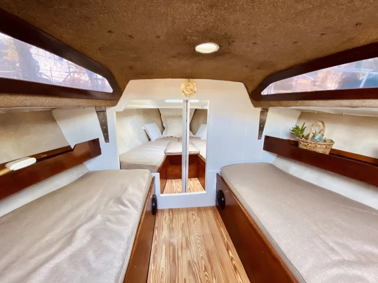 Segelbåt  för uthyrning Punta del Este till det bästa priset 