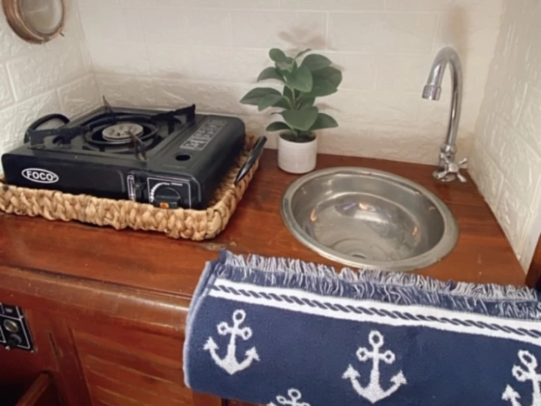 Ezcurra 24 charter bareboat eller skeppad i Punta del Este