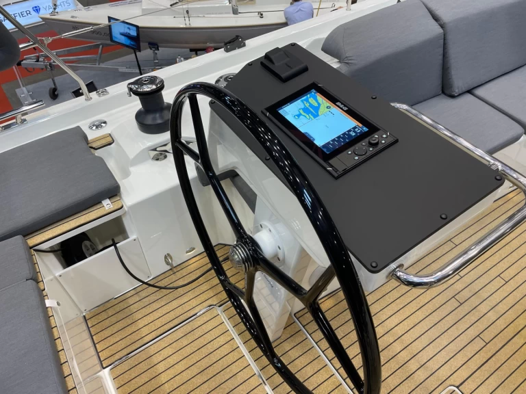 Hyr en Bavaria Bavaria C46 Kaštela 