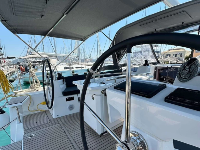 Segelbåt  för uthyrning Lefkáda till det bästa priset 