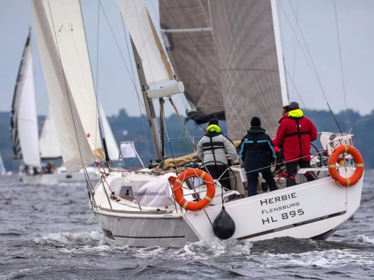 Yacht charter Flensburg billig Dufour 382 Grand Large