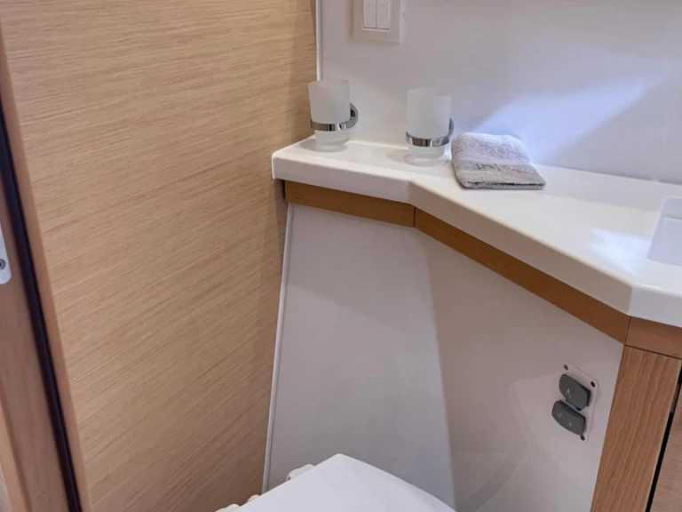 Uthyrning Katamaran  Lagoon med en båtlicens 