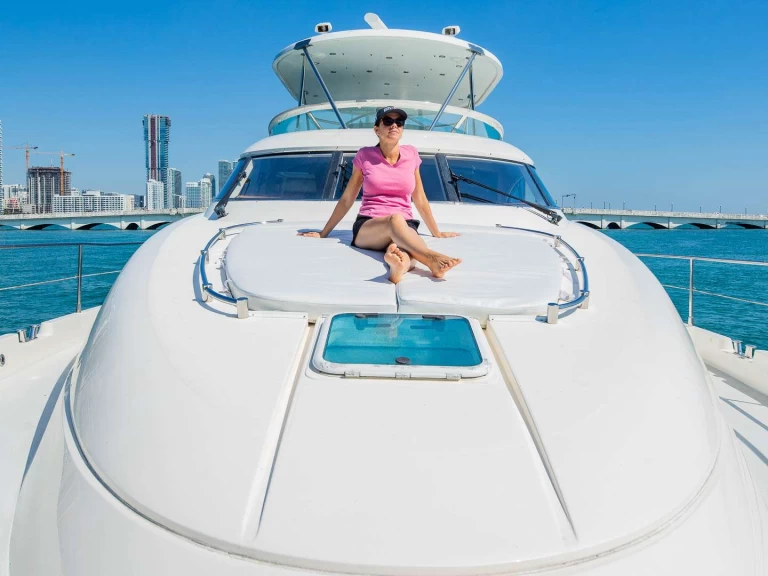 Yacht charter City of Hollywood billig MAXIMUS