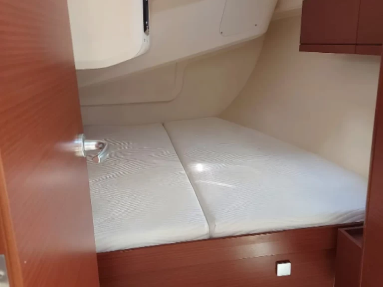 Båtuthyrning Hanse Hanse 418 i Lavrio på Samboat 