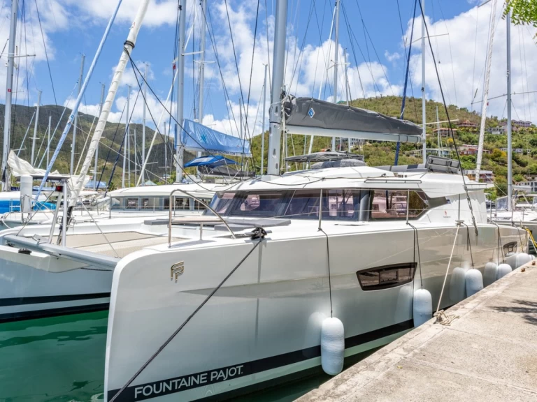 Uthyrning Katamaran  i Road Town - Fountaine Pajot Elba 45