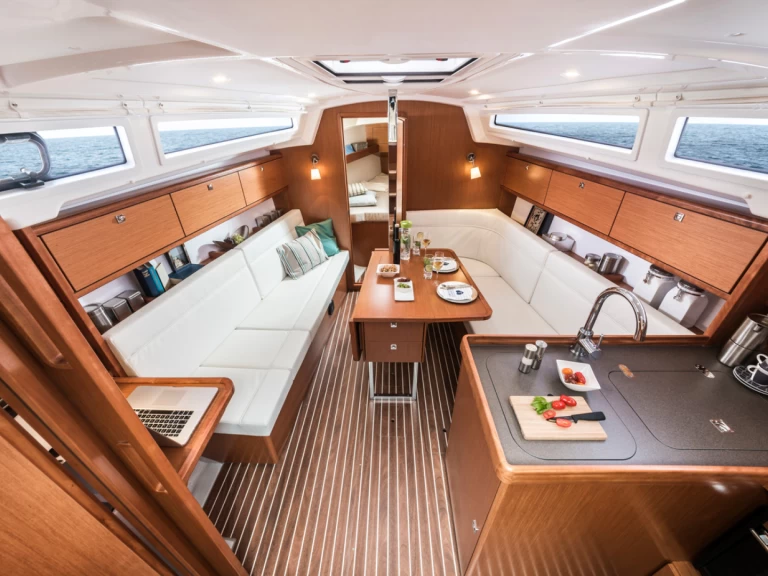 Båtuthyrning Bavaria Cruiser 34 Style i Trogir  på Samboat 