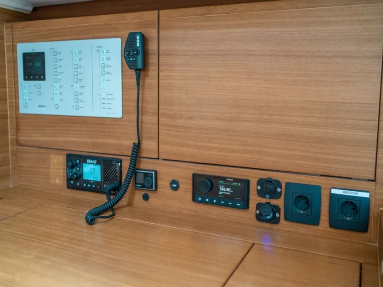 Uthyrning Segelbåt  i Šibenik  - Elan Impression 45.1