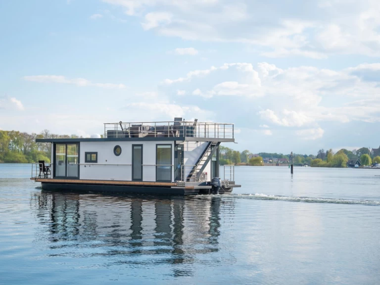 Uthyrning Kanalbåt i Fürstenberg/Havel - Houseboat Houseboat Independent 12
