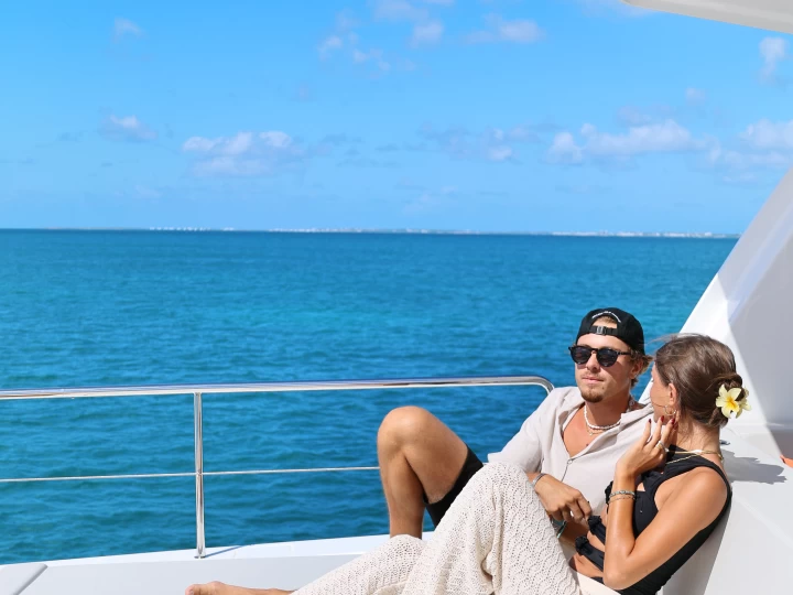 Robertson and Caine leopard 53 charter bareboat eller skeppad i Gustavia