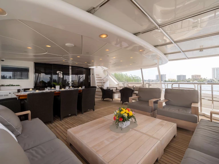 Hyra Lyx yacht med eller utan skeppare Benetti Bahamas  