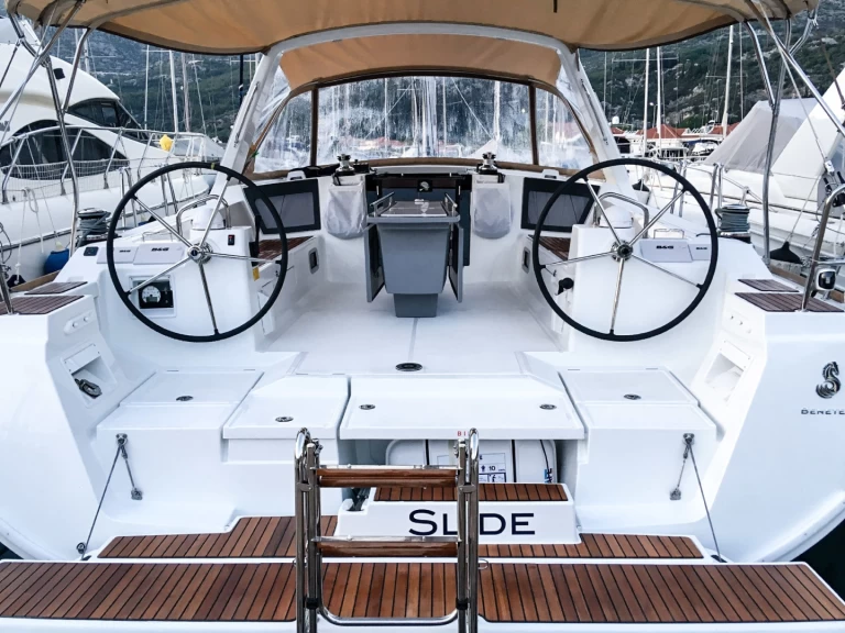 Uthyrning Segelbåt  i Tivat - Bénéteau Oceanis 45