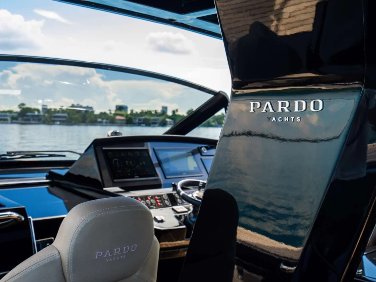 Uthyrning Lyx yacht i Suffolk County - Pardo Yachts Glycerine