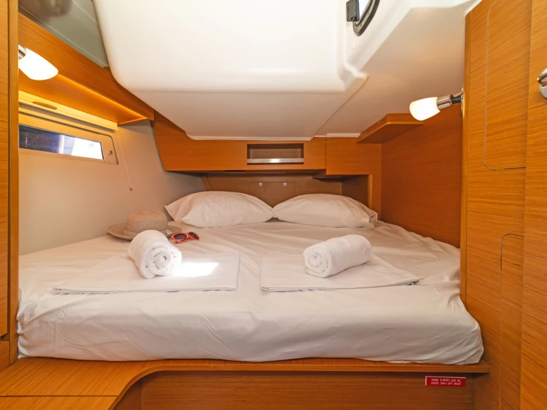 Segelbåt  för uthyrning Lefkáda till det bästa priset 