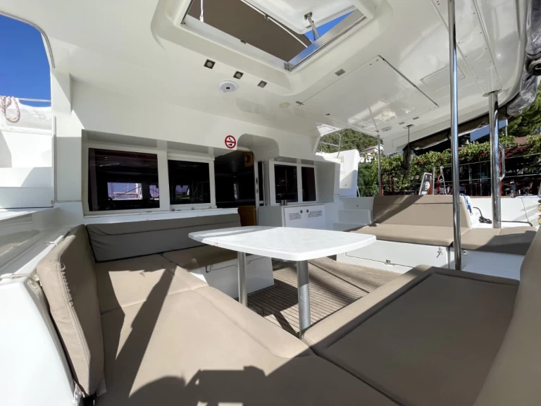 Yacht charter Alimos billig Lagoon 450 F