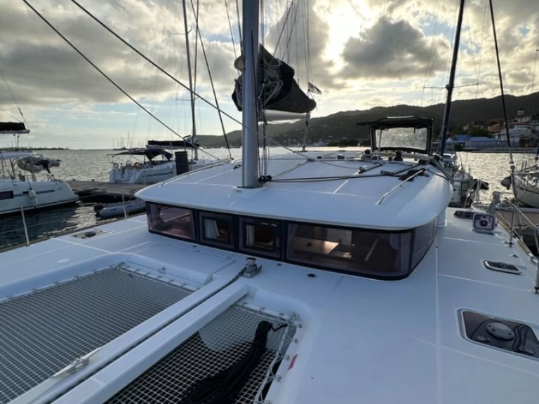 Uthyrning Katamaran  i Sliema - Lagoon Lagoon 400 S2